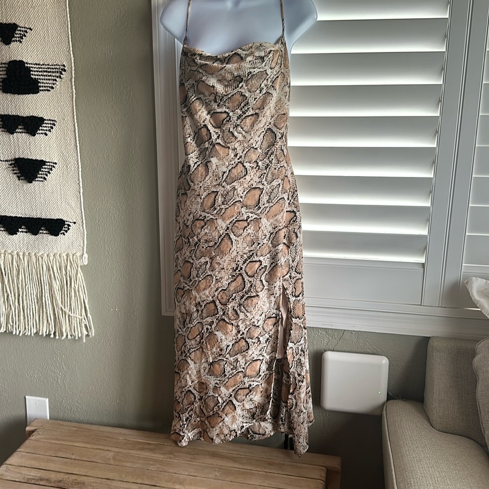 ASTR The Label midi dress